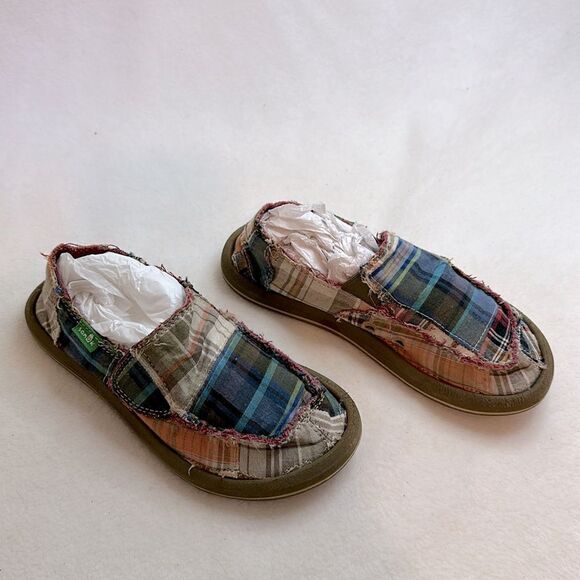 Little Boy Madras Sanuk Slip-On’s - Picture 3 of 5